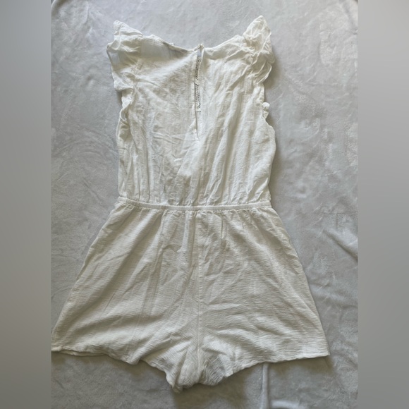 Express White Lace Romper Small Open Back Size Small - Picture 5 of 9